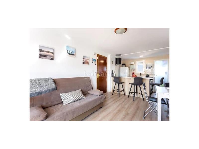 Foto ae078599-eff6-4793-91aa-036d968d3d58. Piccolo appartamento con riscaldamento parcheggio piscina in Gandia