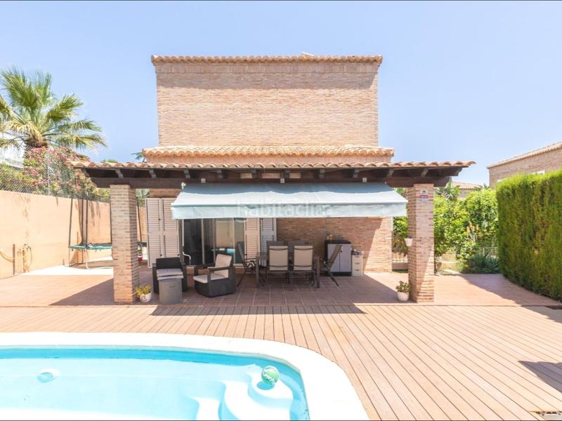 Foto 7f040251-57dc-4673-a943-0681fa4954a7. Xalet amb calefacció aparcament piscina a La Cañada Paterna