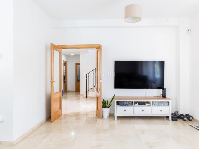 Foto abb41d60-e3a5-4f9b-a5a0-e98a5d2c97ee. Xalet amb calefacció aparcament piscina a La Cañada Paterna