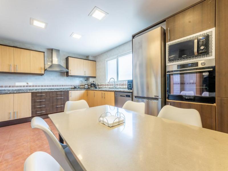 Foto d145835e-0708-4dc2-93db-f72dabea8084. Xalet amb calefacció aparcament piscina a La Cañada Paterna