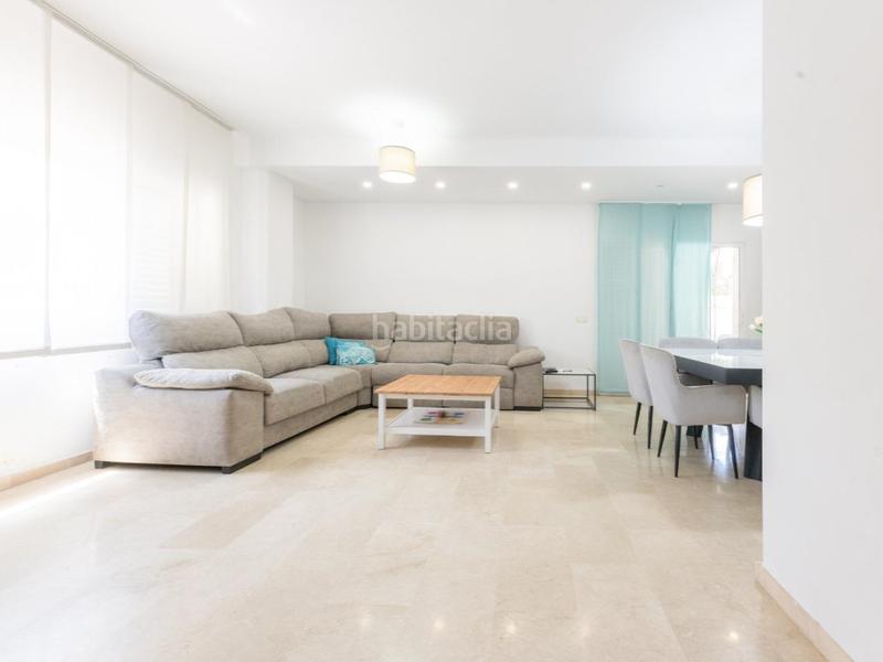 Foto d943aaa5-d87a-4233-aaaf-31c2f1b40e0a. Xalet amb calefacció aparcament piscina a La Cañada Paterna