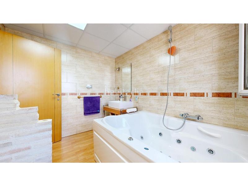 Foto 0c299834-2e9d-4970-9f02-8f0ba5ad8cf2. Casa con parcheggio piscina in Polígono del Aeropuerto Manises