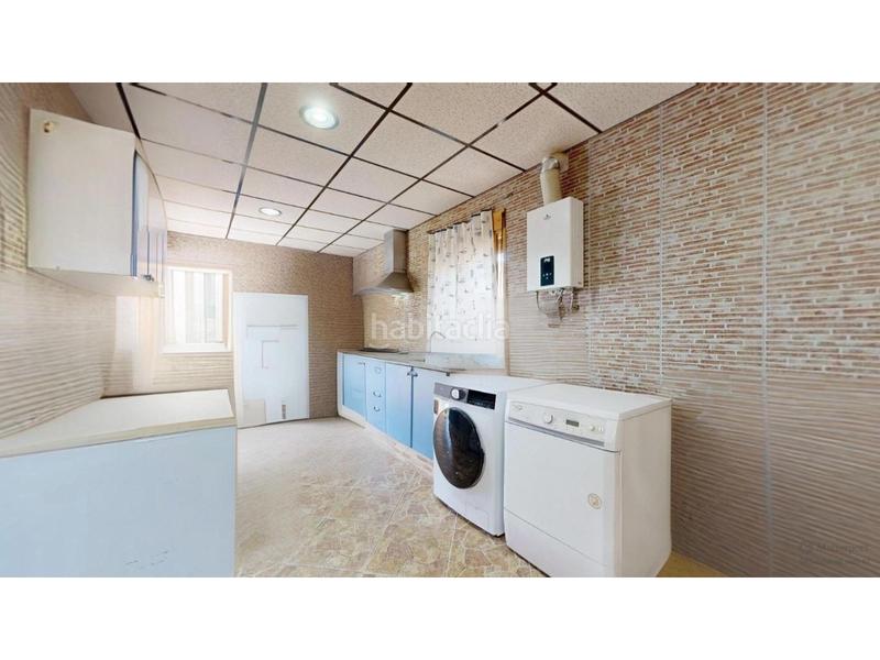 Foto 1b5c8733-cb10-43a6-a63b-3329efae55c4. Casa con parcheggio piscina in Polígono del Aeropuerto Manises