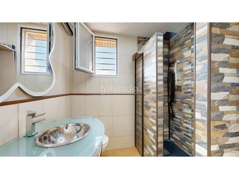 Foto 35a20a7a-e6a3-4193-844b-5dbb3c51f429. Casa con parcheggio piscina in Polígono del Aeropuerto Manises