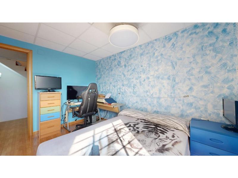 Foto 47f37ce7-a4a6-4c9b-bdb9-25ca399c36d6. Casa con parcheggio piscina in Polígono del Aeropuerto Manises