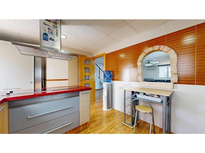 Foto 6c66f4c7-ae41-4131-8c32-c0d160f6d841. Casa con parcheggio piscina in Polígono del Aeropuerto Manises