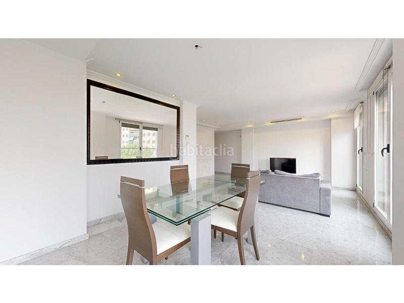 Foto 1d535c8d-f6eb-4d8d-aac9-9c1696223bdd. Duplex avec chauffage dans La Roqueta Valencia