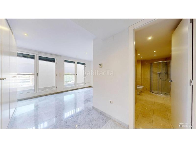 Foto 4eeb7ae4-f50d-4541-ae07-8469f5ddaeae. Duplex avec chauffage dans La Roqueta Valencia