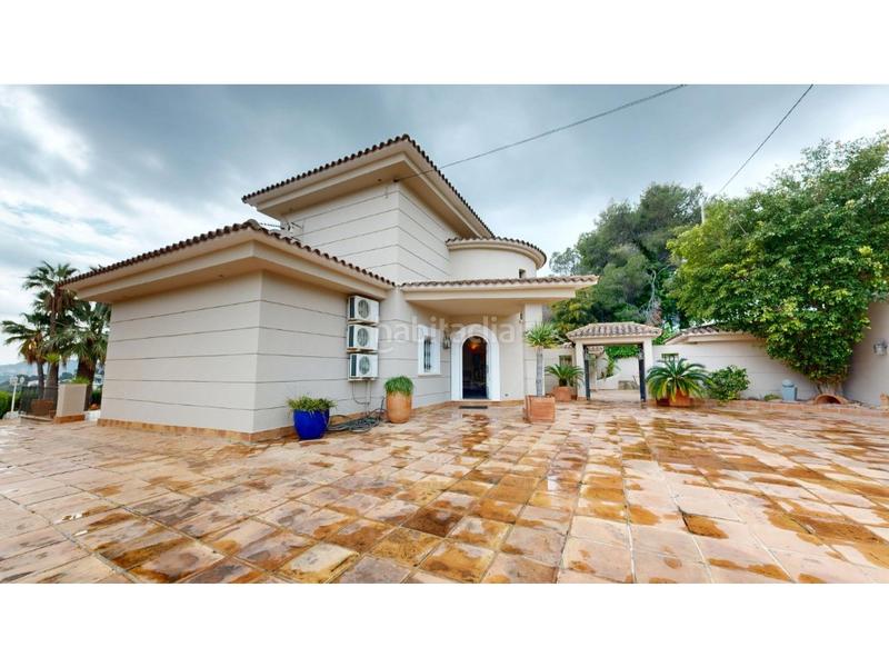 Foto 14cfcdb2-44d9-4c2d-9c10-d9bb43ae8e67. Chalet with heating parking pool in El Portet-Pla del Mar Moraira