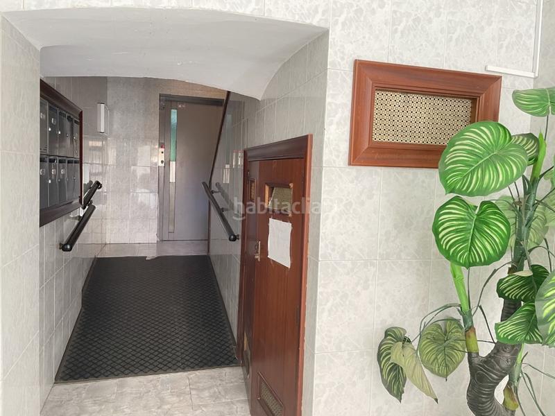 Foto 1d75a7e2-ad00-429a-b807-21c01ede97a5. Pis a Ciutat Jardí Valencia