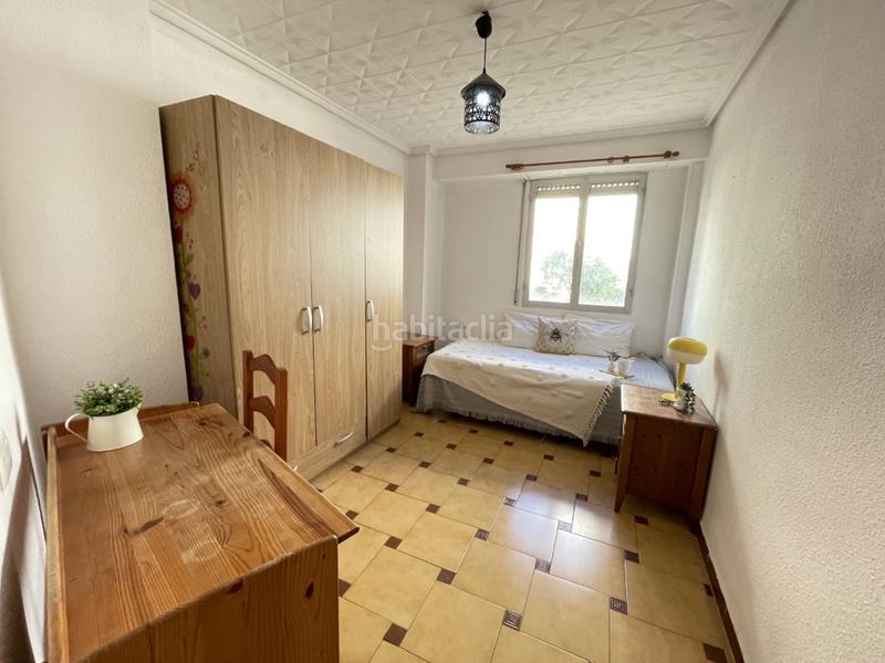 Foto acd396d0-bd8f-4bab-98fc-d615f272e8db. Pis a Ciutat Jardí Valencia