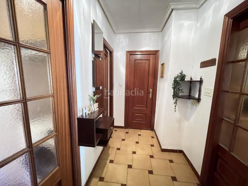 Foto c8cb6ece-a5f1-467d-a1e9-6266eb209811. Pis a Ciutat Jardí Valencia