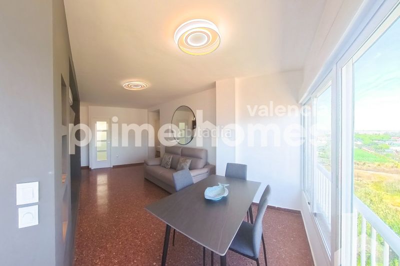 Foto 54e41a32-2980-4178-9cef-befaebcf71ef. Pis a Sueca Sueca