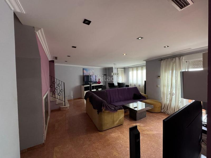 Foto e8e674cb-039f-4e13-83bd-e098c90397f7. Duplex dans Zona Concordia Burjassot