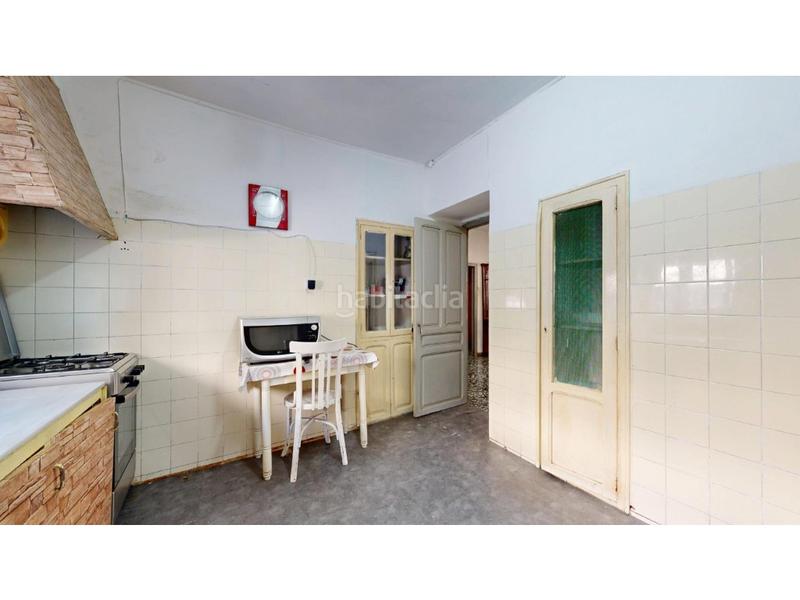 Foto 3fef2493-0d26-4177-bfc8-79ec3c92fce2. Apartament a Chóvar