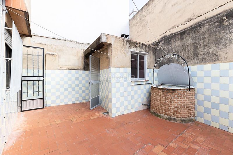 Foto 88369709-b6fc-4ef4-b951-6a9b356dd80d. Casa amb aparcament a Albal