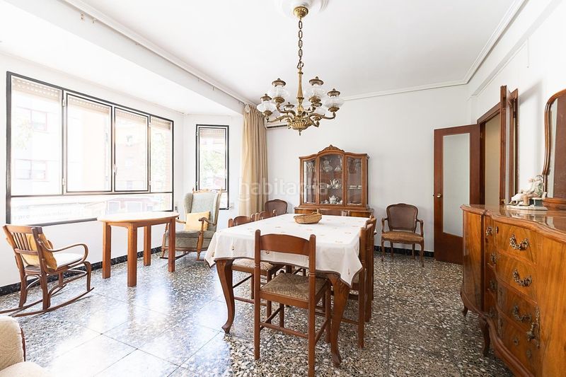 Foto a070a4f7-d735-47ae-b878-80f4f4f43b74. Casa amb aparcament a Albal