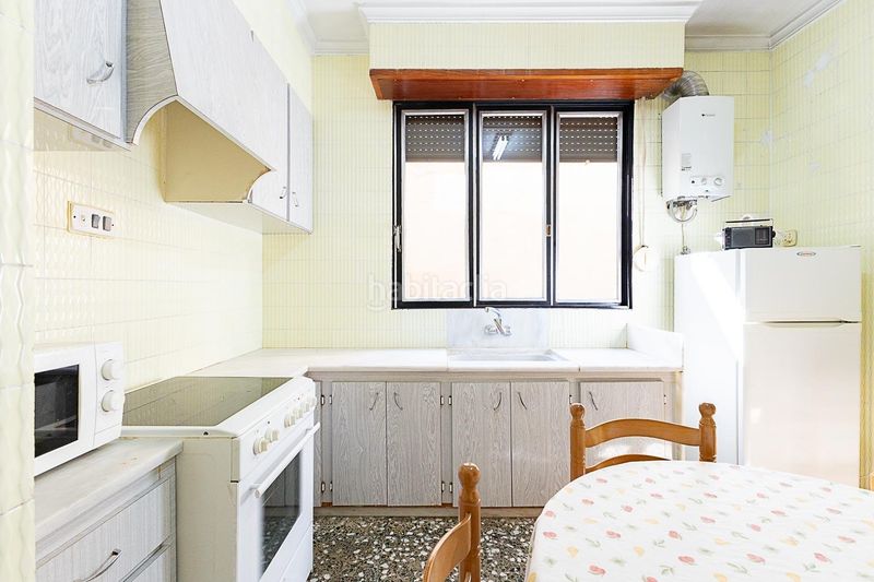 Foto cb5003e1-7462-4538-888a-e66dd69bdacd. Casa amb aparcament a Albal