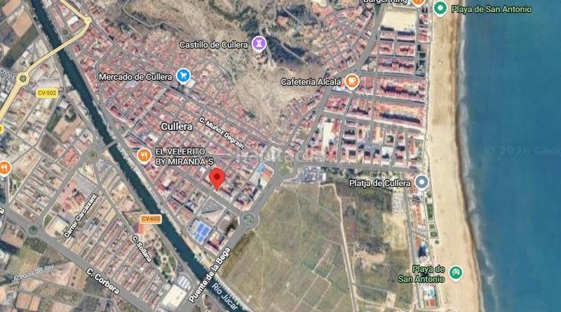Foto 6c824bc7-6f92-40a1-8f17-0e96bb6d5d3b. Aparcament cotxe a pueblo de Cullera Cullera