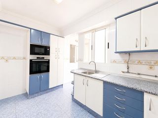 Miete Etagenwohnung  Plaza cronista pelegri llorens