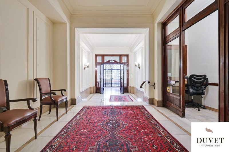 Foto 2f494049-9064-428e-aede-d2fd841990bb. Planta baixa amb calefacció a Sant Gervasi - Galvany Barcelona