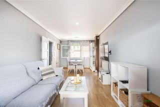 Casa aparellada  C. río júcar. Casa en venta en huércal de almería