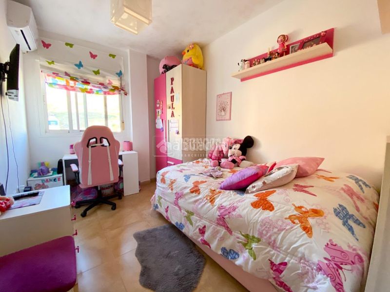 Foto 6648c422-74e0-4912-a6c7-6b0ab2b0207d. Pis amb aparcament a Viator