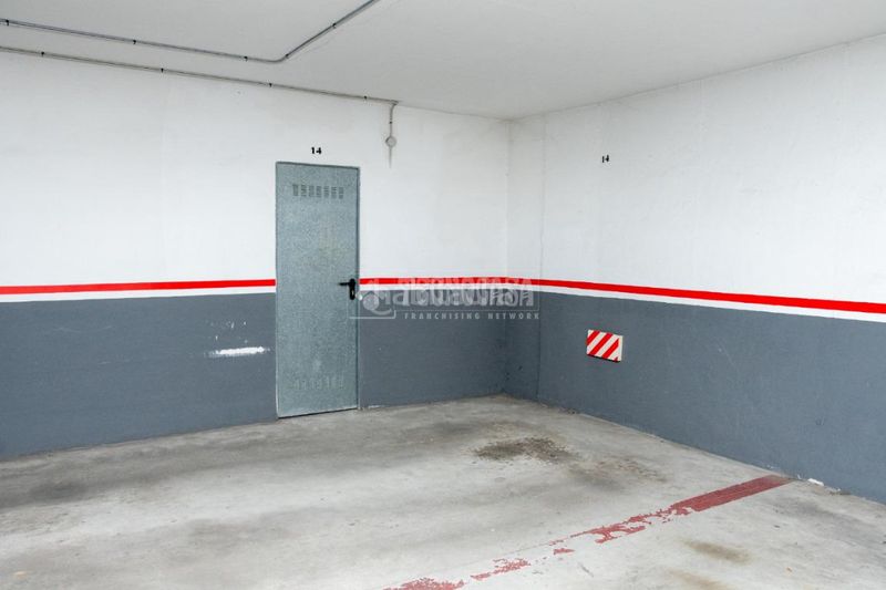 Foto e4dd0181-dee8-4263-8622-4cdaaef80c64. Pis amb aparcament a Viator