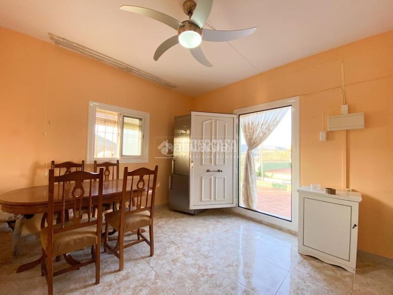 Foto dfc67a25-e081-4ead-a2df-2643b16df80b. Casa a Gádor