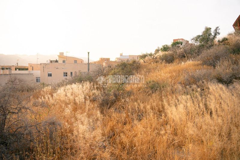 Foto f6f98516-7db8-46d5-8522-811d010a863c. Terreny residencial a Viator