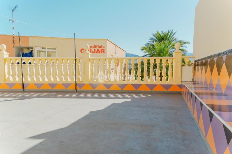 Foto b976e895-beb0-4cd4-9882-d24adec13c60. Casa aparellada a Rioja