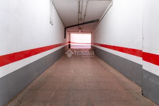 Posto auto  C. cerro del almirez. Boxplaza de garaje en venta en huércal de almería