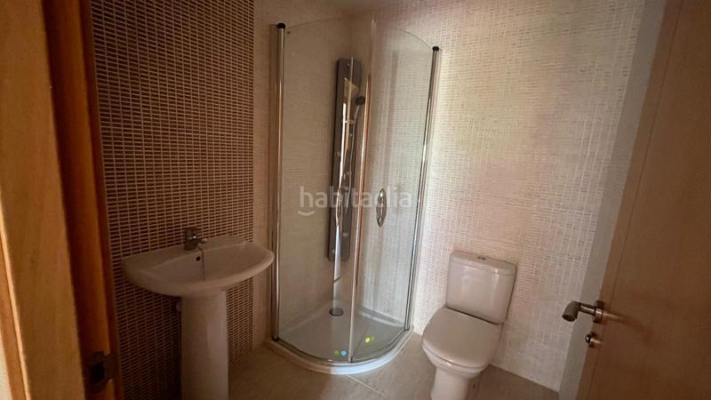 Foto f641db73-566b-4629-9692-c8c1ac1a1be1. Planta baixa a calle sevilla 1 a San Jorge