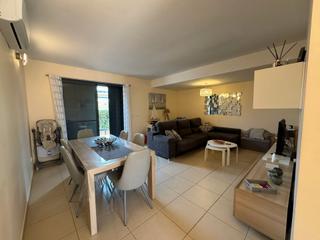 Maison jumelée  Calle valencia. Adosado con jardín y piscina en panorámica golf – urbanización p