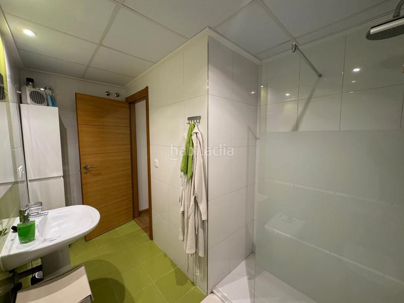 Foto 06000c1a-bc7b-42b4-900b-f4d72a0dec41. Casa aparellada amb aparcament piscina a San Jorge