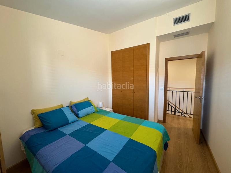 Foto 8b140293-6e96-48b7-a92c-3f9872bd8cd1. Casa aparellada amb aparcament piscina a San Jorge