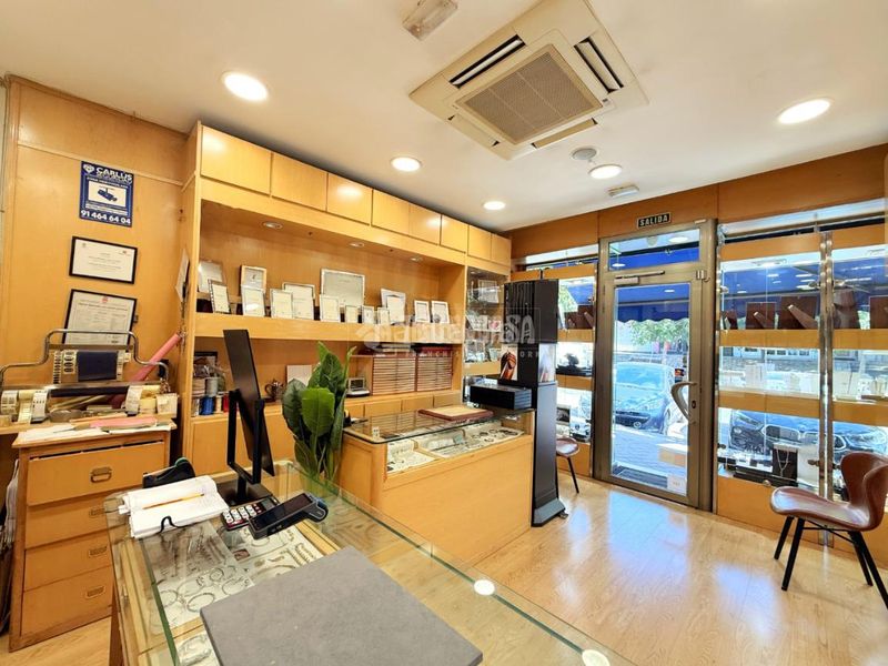 Foto d83f4401-4315-4597-8722-7b547aaa0e21. Local comercial amb calefacció a Peñagrande Madrid