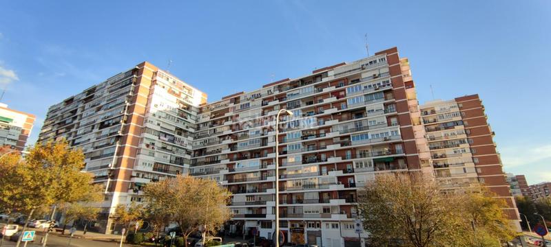 Foto b62b1804-8234-4701-8442-9c5cdba37a36. Appartement avec chauffage dans Pilar Madrid