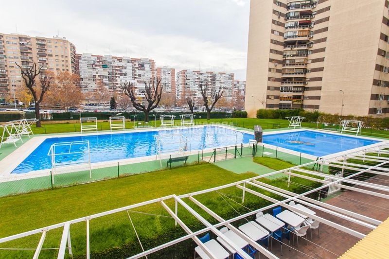 Foto 732a0fdd-7e96-41f3-8bcf-13a6e7a7c4d8. Pis amb calefacció piscina a Pilar Madrid