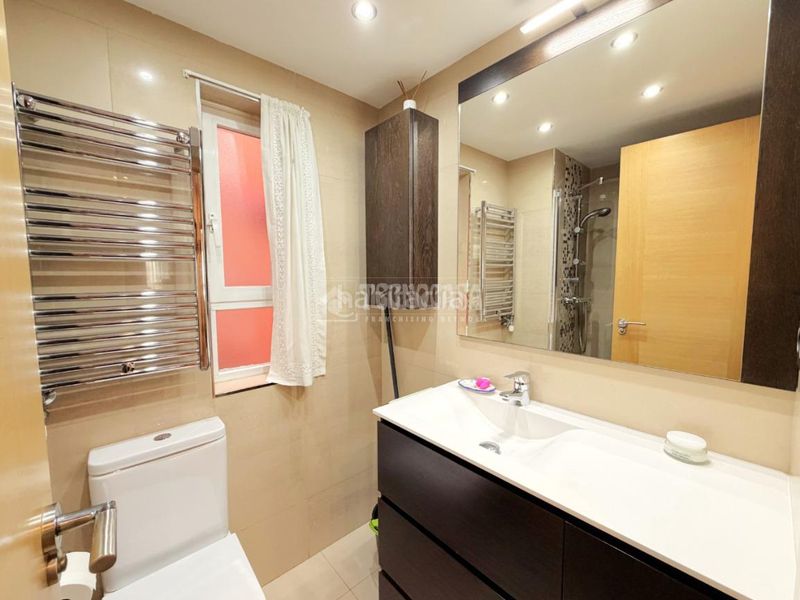 Foto 00bf3983-9fcc-4022-bdef-65831cd8a6e5. Piso  en venta en Peñagrande Madrid