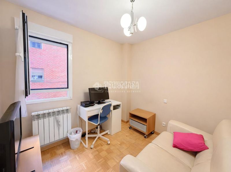 Foto 09d99dd6-600a-436a-a051-1871871077ae. Piso  en venta en Peñagrande Madrid