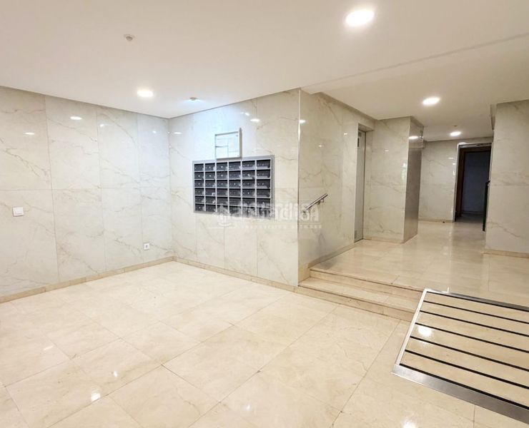 Foto f715ecb4-08de-42dc-9619-03c12133e727. Piso  en venta en Peñagrande Madrid