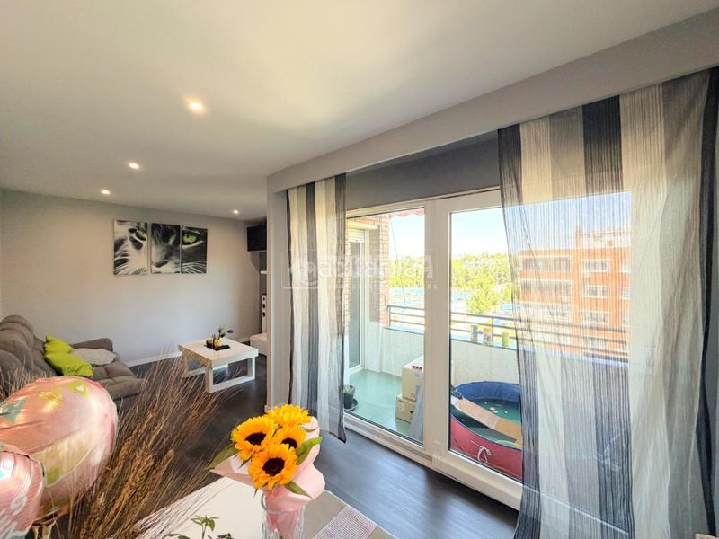 Foto dc731d0b-e6c3-4aaa-ba7e-9598e772e172. Piso  en venta en Peñagrande Madrid