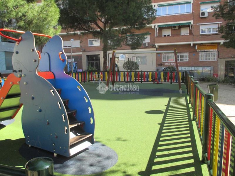 Foto d1c1cc18-f0f1-48cb-b3db-f24254a65ebc. Pis a Peñagrande Madrid