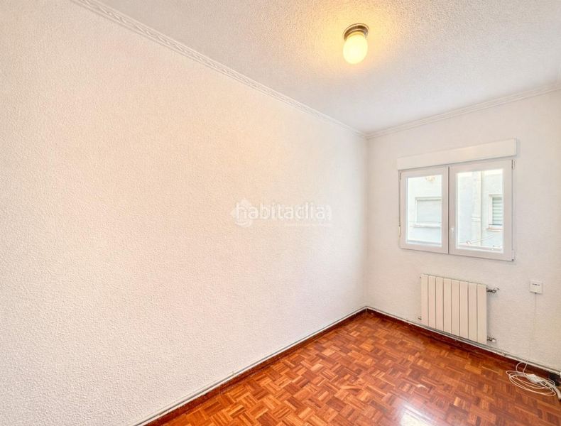 Foto 8e1cdff8-e072-474b-96ae-3dbacde01d1e. Piso  en venta en Peñagrande Madrid