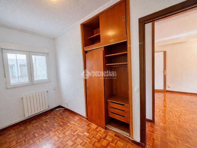 Foto a583d40c-3783-4df5-ab65-615062c567b6. Piso  en venta en Peñagrande Madrid