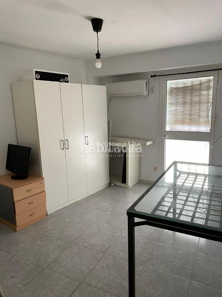 Foto b56df42e-8bf5-41d4-827b-b56b717a2365. Piso  en venta en Doctor Barraquer - G. Renfe - Policlínico Sevilla