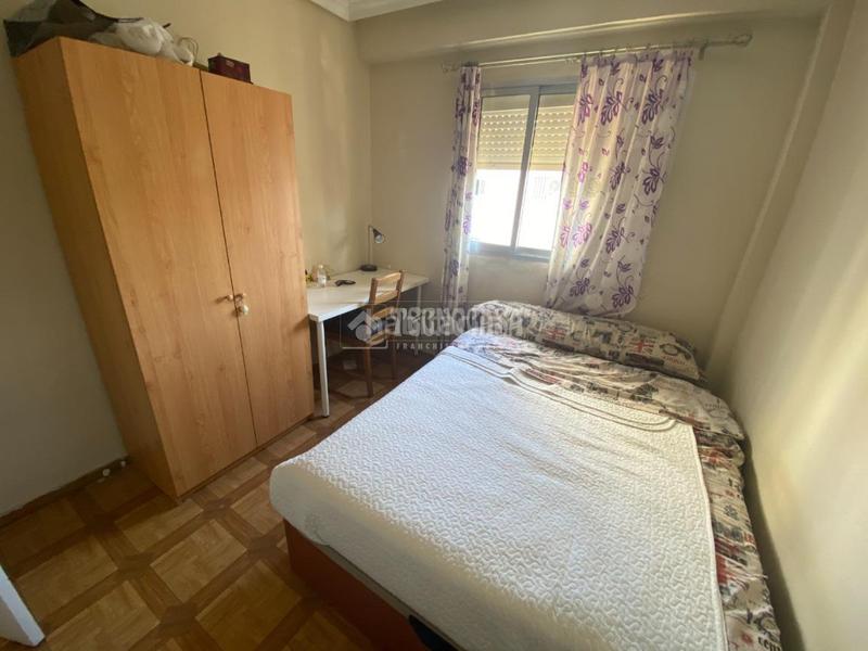 Foto 0bb90f41-dd17-42ed-912f-96df422c8f6b. Appartement dans El Torrejón - El Cerezo Sevilla