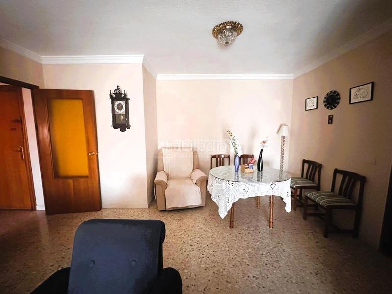 Foto 4a01ee4b-8d29-4bd4-9e48-ff8812ee1378. Appartement dans El Torrejón - El Cerezo Sevilla