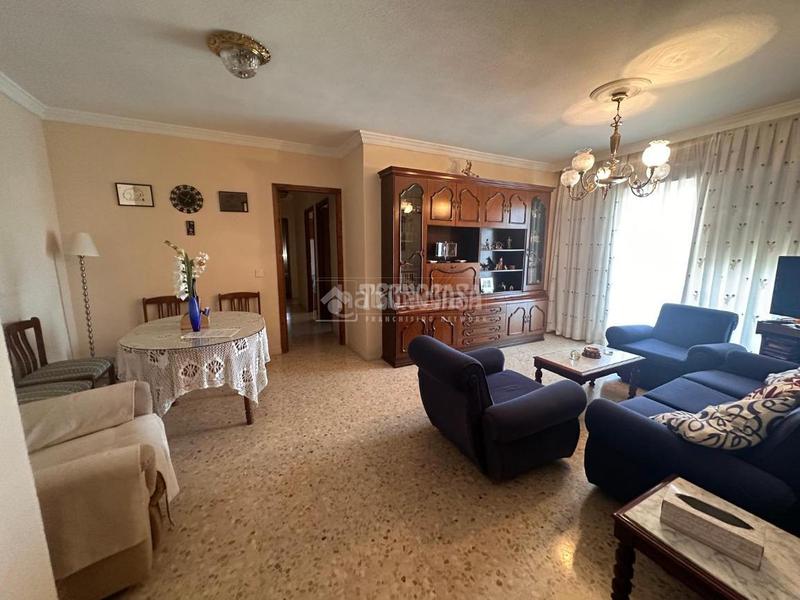 Foto 90cb1b69-017b-42d6-97fc-80105a1e9ec3. Appartement dans El Torrejón - El Cerezo Sevilla